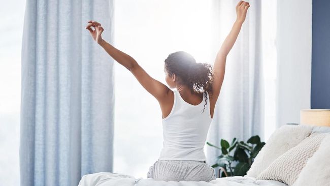 Alih-alih berguna, tombol snooze disebut memberi dampak buruk karena orang cenderung akan kembali tidur dan kualitasnya berkurang.