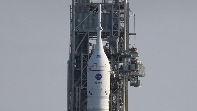 Badan antariksa Amerika Serikat NASA akan melakukan peluncuran misi bersejarah tanpa awak ke bulan pada Rabu (16/11) mendatang.
