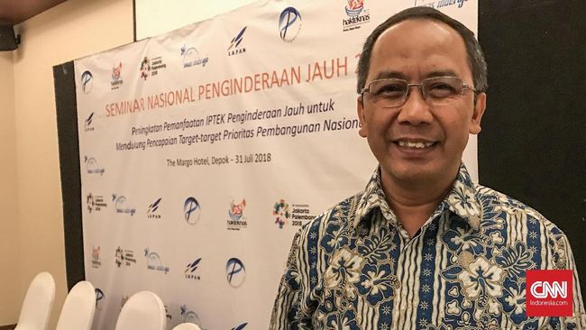 Peneliti senior BRIN Thomas Djamaluddin mengakui sudah disidang etik dan diperiksa polisi buntut kasus ancam Muhammadiyah yang menjerat periset AP Hasanuddin.