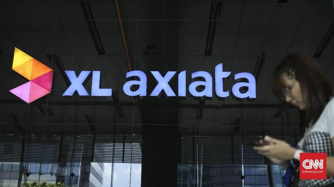 Jumlah pengguna XL Axiata tembus 58 juta pelanggan, sementara pengguna Indosat saat ini tercatat 100 juta pelanggan.