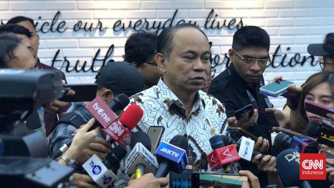 Menkominfo Budi Arie Setiadi mengklaim pihaknya bakal netral dalam menanggapi isu hoaks yang bertebaran saat Pemilu 2024.