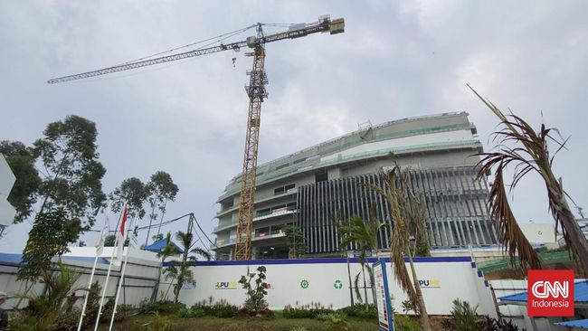 Otorita Ibu Kota Nusantara (IKN) mengungkap pembangunan istana presiden di IKN sudah capai separuhnya.
