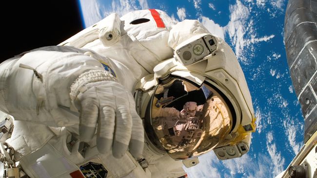 Astronaut penjelajah antariksa bakal mendapati sulitnya berkomunikasi dengan Planet Bumi. Apa sebabnya?